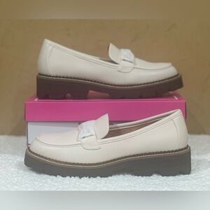 Corkys Brownie Point Loafers in IVORY
Size 9